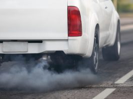 Pourquoi ma voiture fume blanc ?